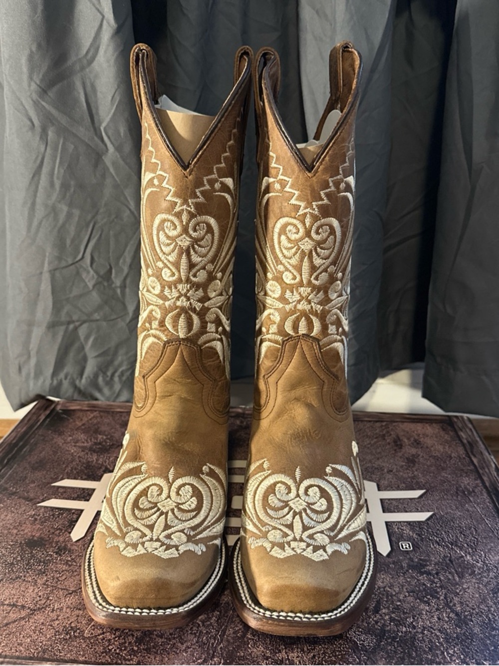 Circle G Brown Leather Western Boots with Cream Embroidery